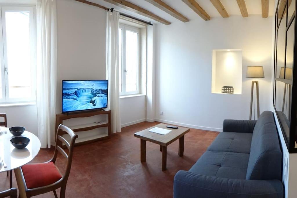 T2 Tout Equipe Au Beau Milieu Du Centre Historique Apartment Villefranche-sur-Saone Exterior photo