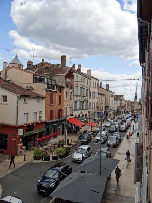 T2 Tout Equipe Au Beau Milieu Du Centre Historique Apartment Villefranche-sur-Saone Exterior photo